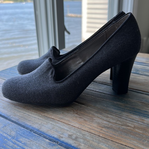 Liz Claiborne pumps 6 - Picture 3 of 7